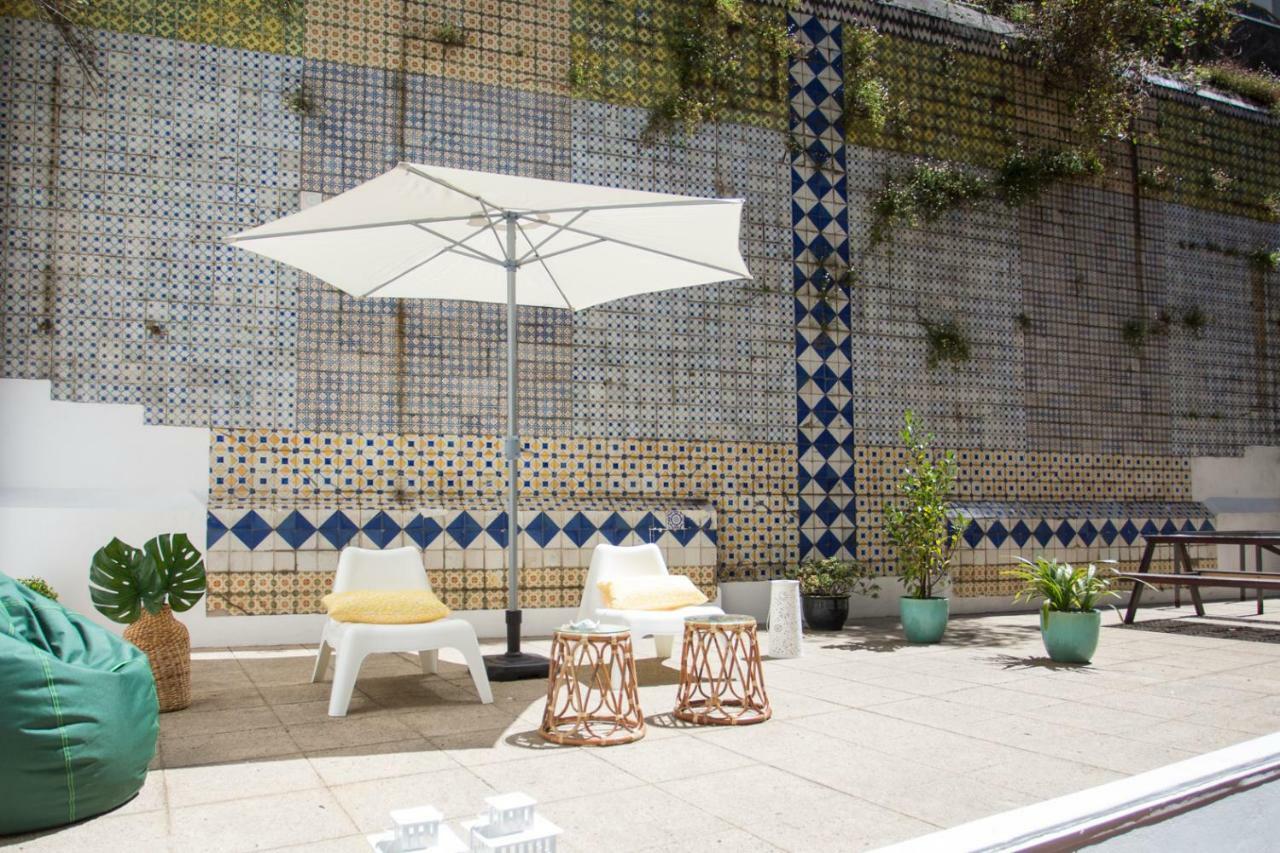 Virtudes Patio * Oporto